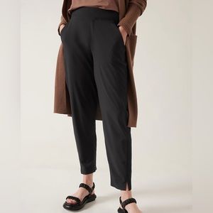 Athleta black Brooklyn pants, ankle pants travel dressy or casual size 2T 2 Tall